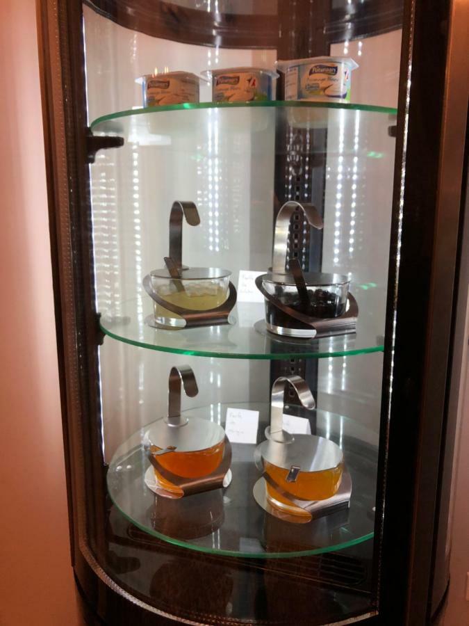 金色百合酒店 沃韦尔 外观 照片